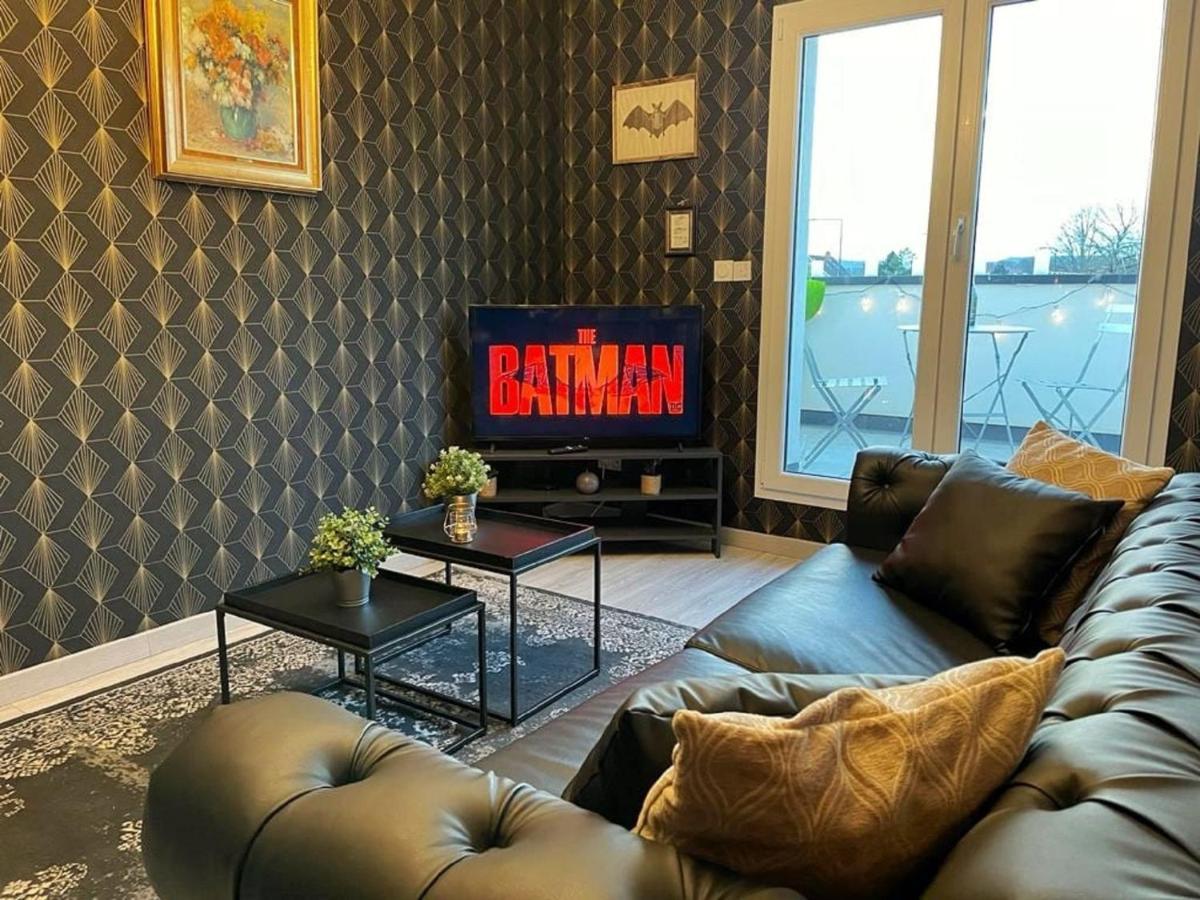 New - Bat'Appart - Dijon - Insolite Longvic Bagian luar foto